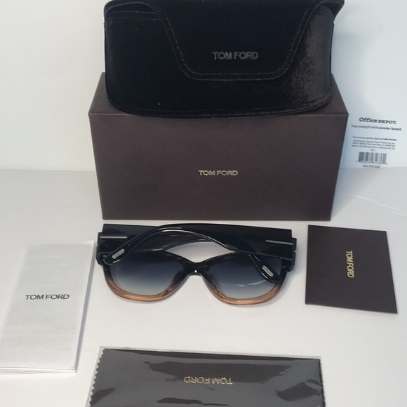 Tom Ford Women's Anoushka Oversized Butterfly Sunglasses FT0371 - Picture 13 of 16